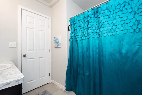 $369,000 | 5534 8th Street West, West Fargo, ND 58078