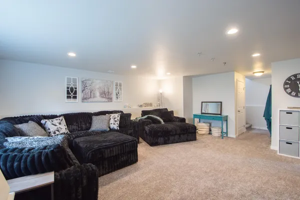 $369,000 | 5534 8th Street West, West Fargo, ND 58078