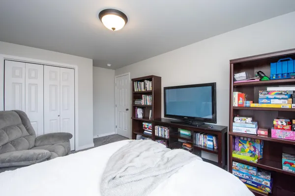 $369,000 | 5534 8th Street West, West Fargo, ND 58078