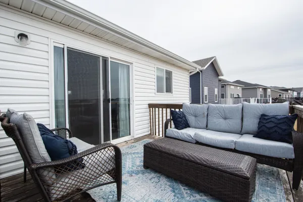 $369,000 | 5534 8th Street West, West Fargo, ND 58078