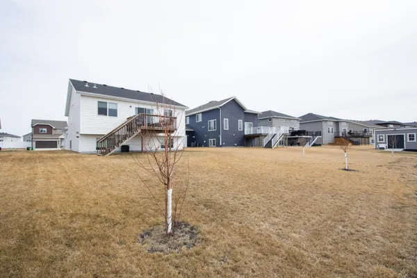 $369,000 | 5534 8th Street West, West Fargo, ND 58078