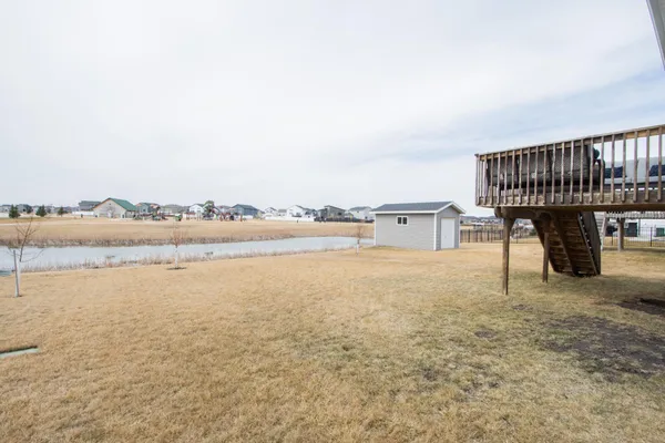 $369,000 | 5534 8th Street West, West Fargo, ND 58078