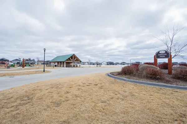 $369,000 | 5534 8th Street West, West Fargo, ND 58078