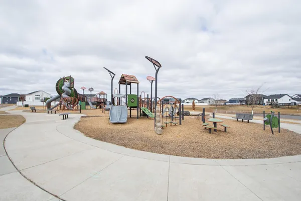 $369,000 | 5534 8th Street West, West Fargo, ND 58078