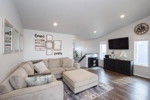 $369,000 | 5534 8th Street West, West Fargo, ND 58078