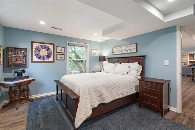 $560,000 | 13212 West 84th Street, Lenexa, KS 66215