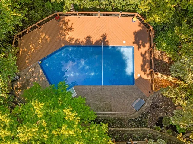 $560,000 | 13212 West 84th Street, Lenexa, KS 66215