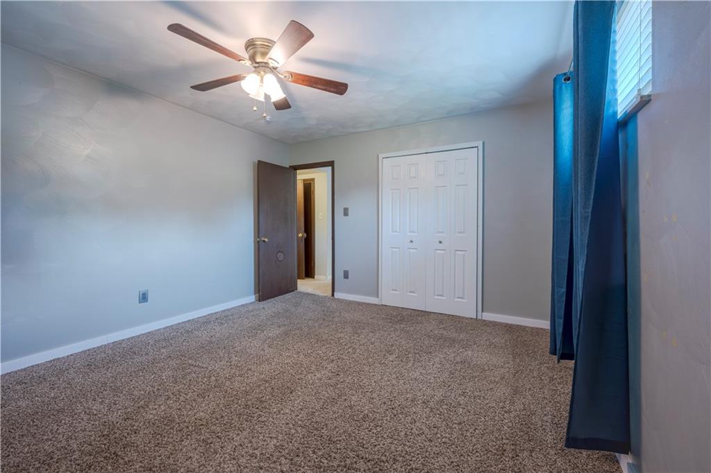 327 Beech Road Pittsburgh, PA 15239 - Photo 18 of 48