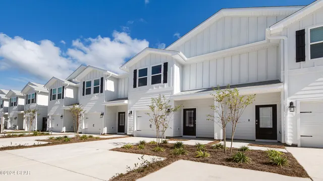 $284,900 | 193 Ellery Lane, Panama City Beach, FL 32413