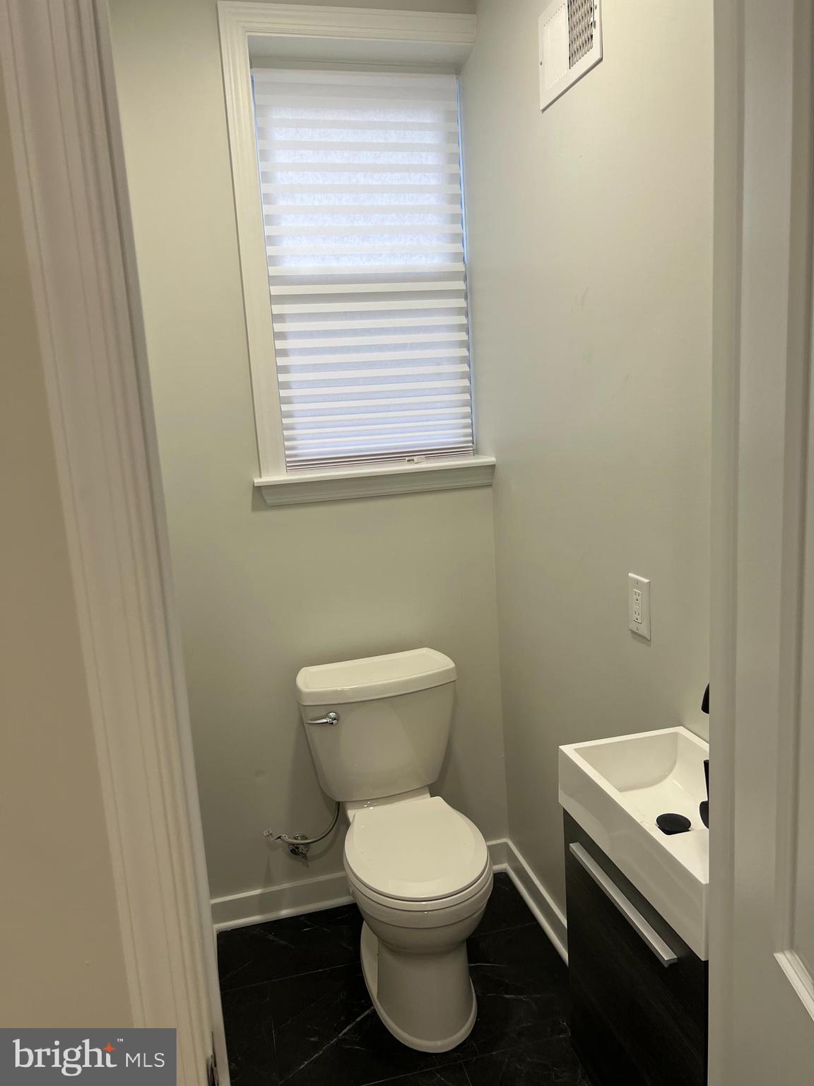 5408 Spring Street Philadelphia, PA 19139 - Photo 26 of 27 Powder Room