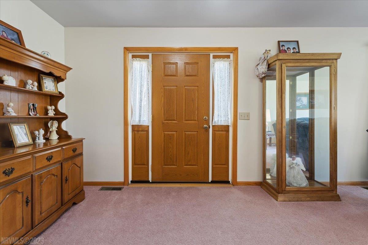 3958 Stanley Road Christiansburg, VA 24073 - Photo 7 of 67 Gallery Image 7