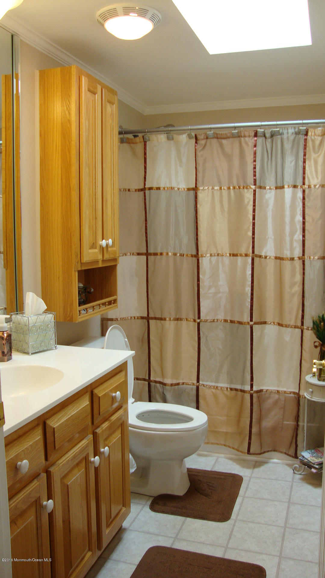 912 Oak Ridge Terrace Whiting, NJ 08759 - Photo 18 of 29 912 Oak Ridge 037