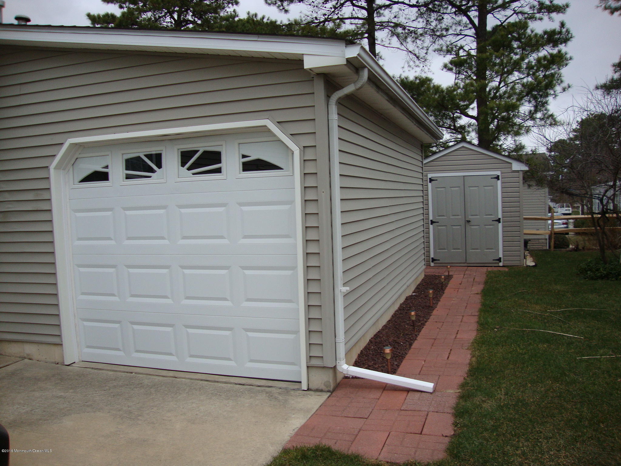 912 Oak Ridge Terrace Whiting, NJ 08759 - Photo 25 of 29 912 Oak Ridge 060