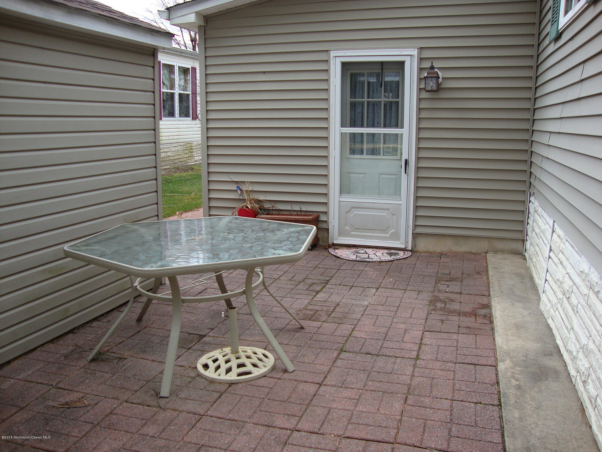 912 Oak Ridge Terrace Whiting, NJ 08759 - Photo 27 of 29 912 Oak Ridge 068