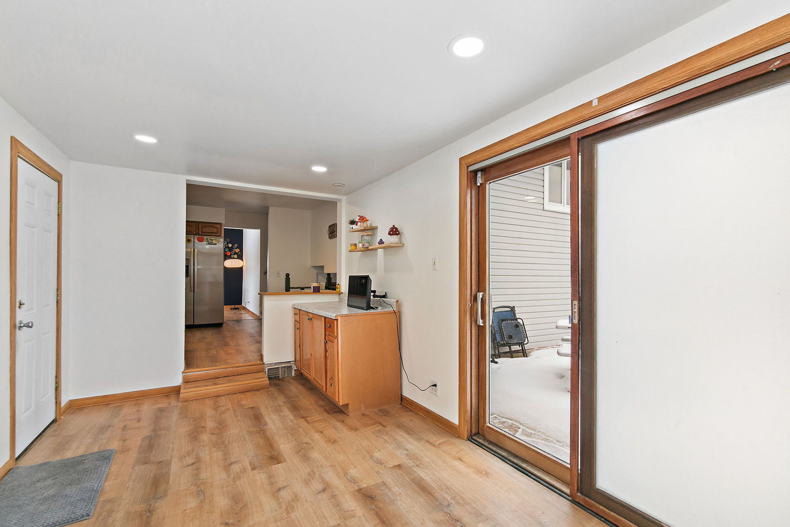 2021 West Spring Ridge Drive Arlington Heights, IL 60004 - Photo 14 of 25