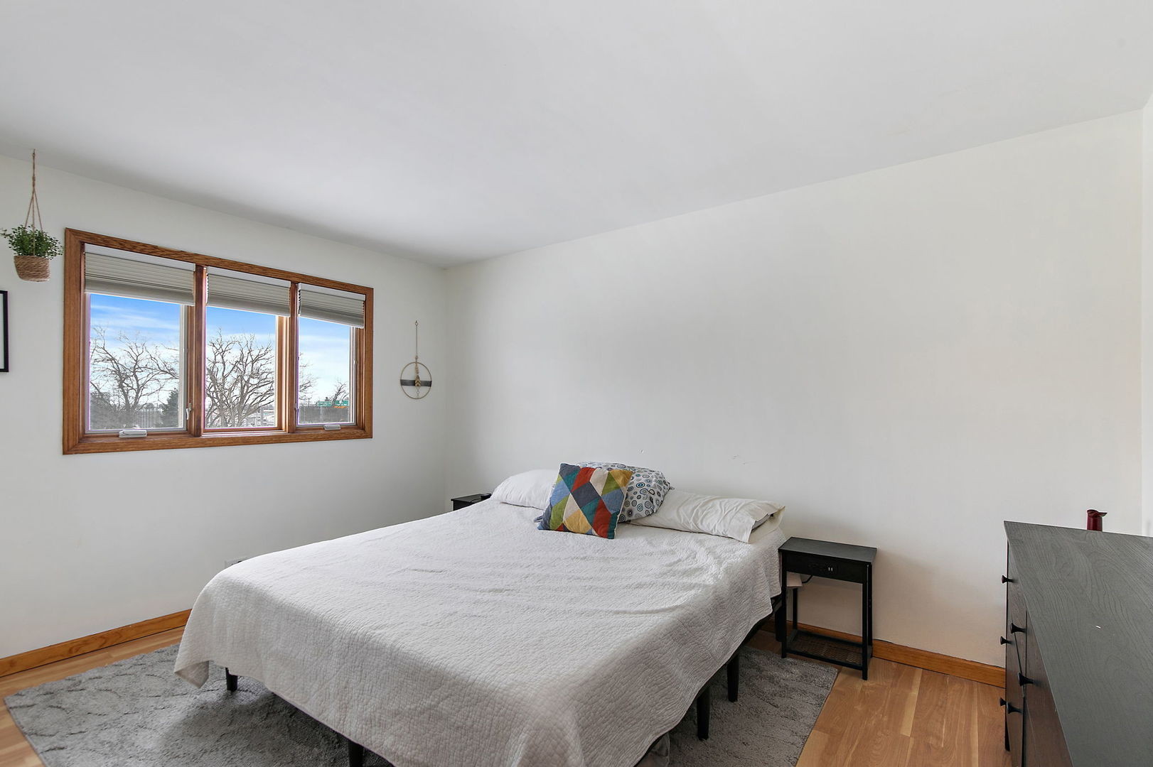 2021 West Spring Ridge Drive Arlington Heights, IL 60004 - Photo 18 of 25