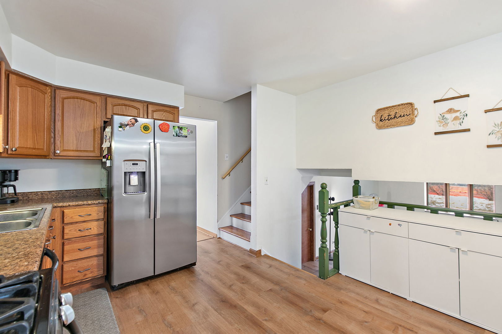 2021 West Spring Ridge Drive Arlington Heights, IL 60004 - Photo 10 of 25