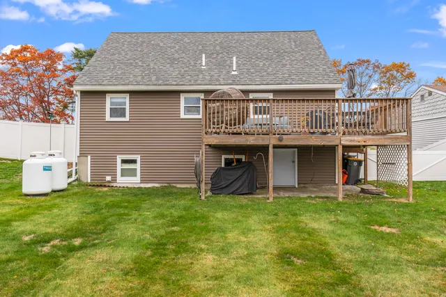 $469,000 | 11 Phillip Street, Scarborough, ME 04074