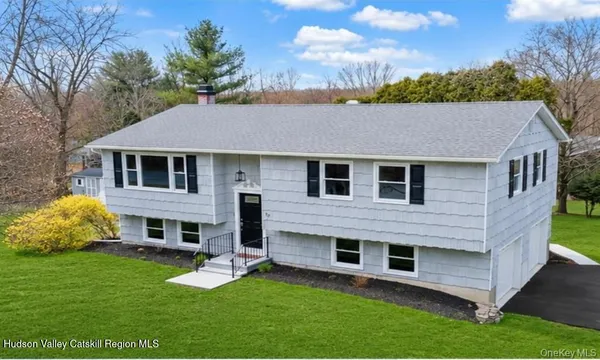 $499,999 | 27 Church Street, Wallkill, NY 12589