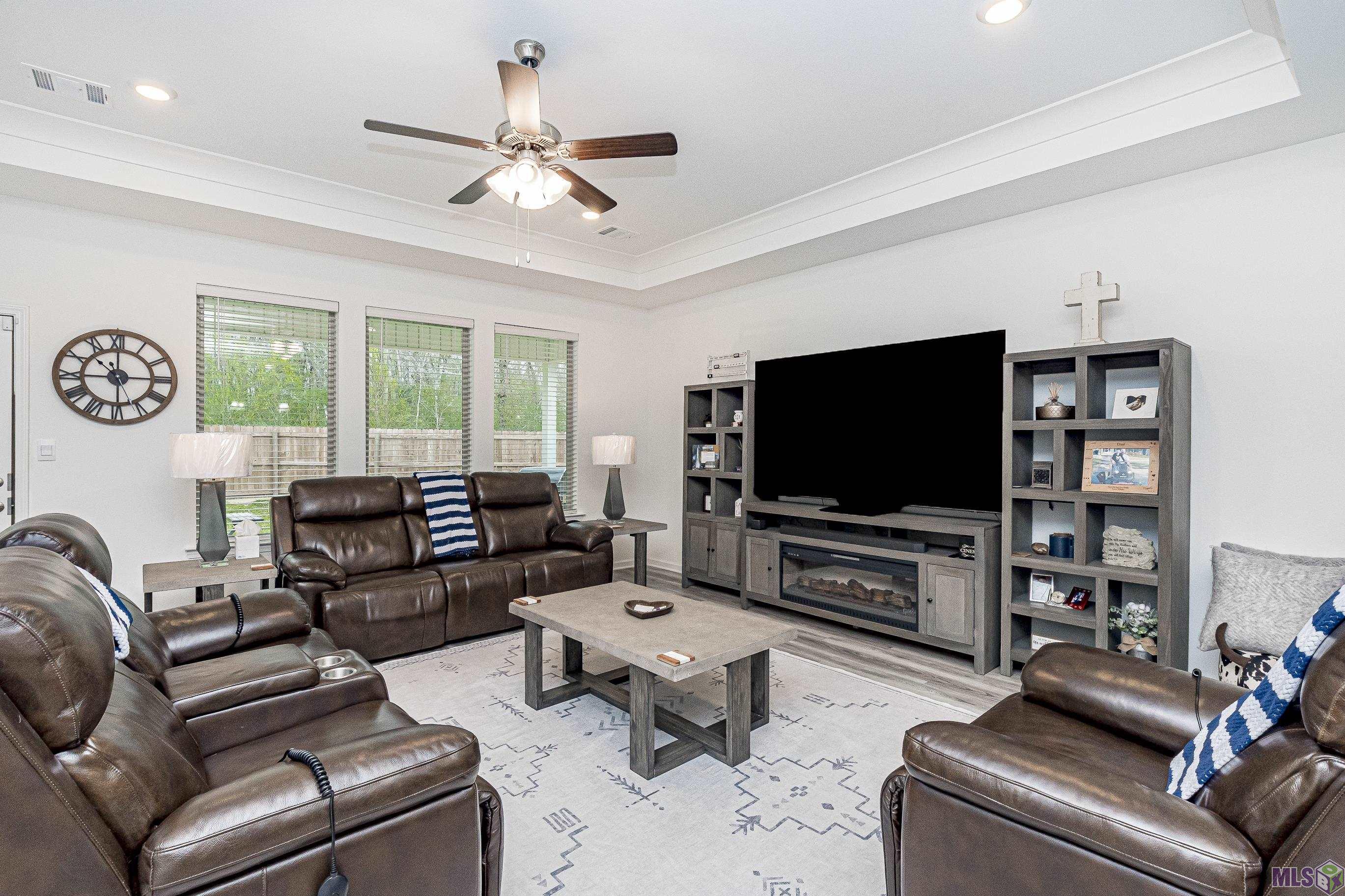 5402 Heron Landing Drive Baton Rouge, LA 70816 - Photo 8 of 56