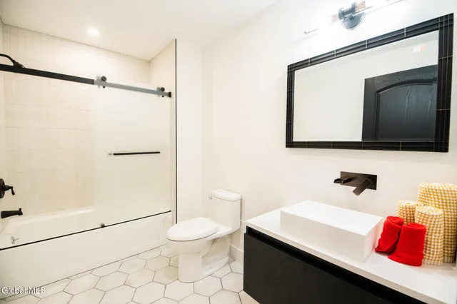 $1,295,000 | 3259 Lake Shore Drive, Unit 3, Lake George, NY 12845