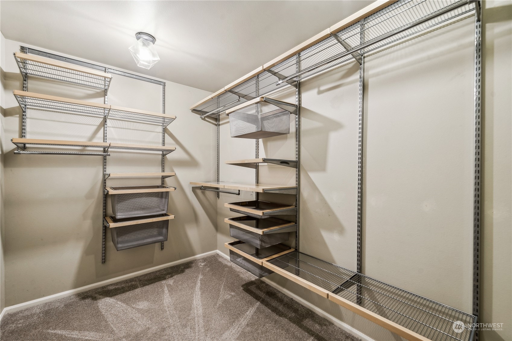 2121 Kennewick Place Northeast Renton, WA 98056 - Photo 21 of 40 Gallery Image 21