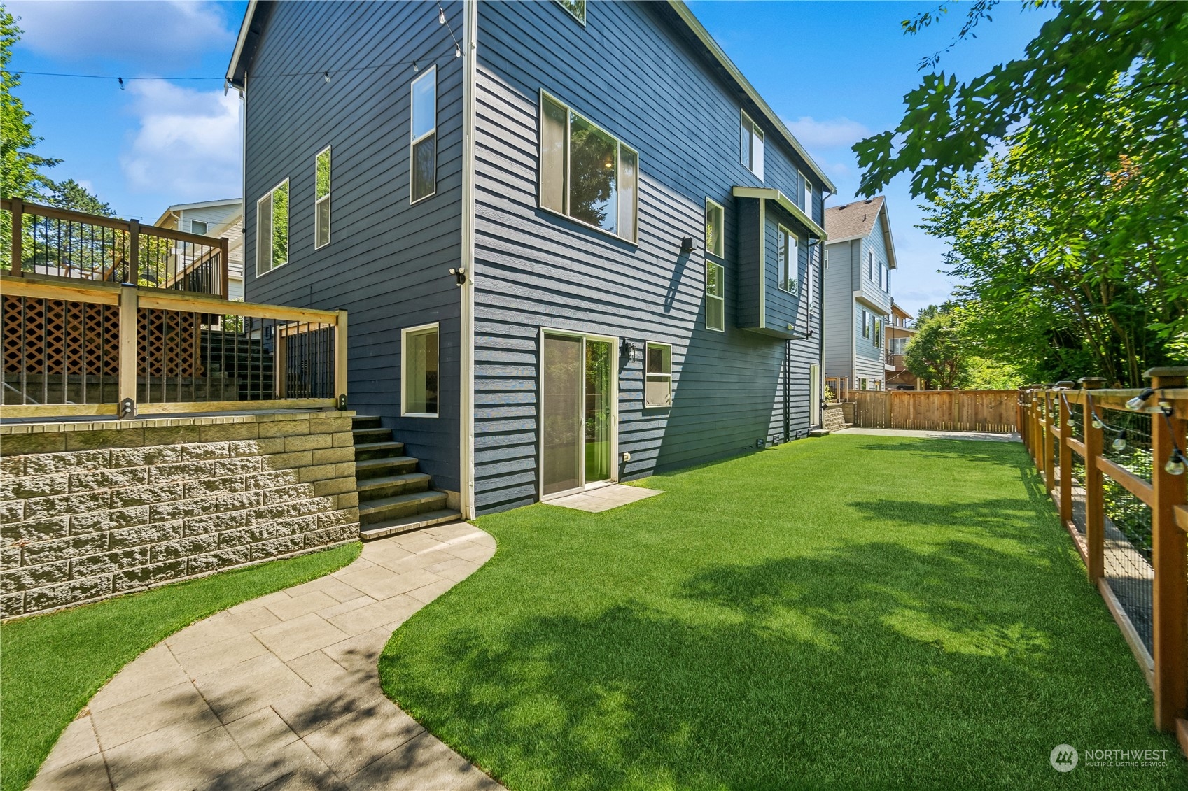 2121 Kennewick Place Northeast Renton, WA 98056 - Photo 35 of 40 Gallery Image 35