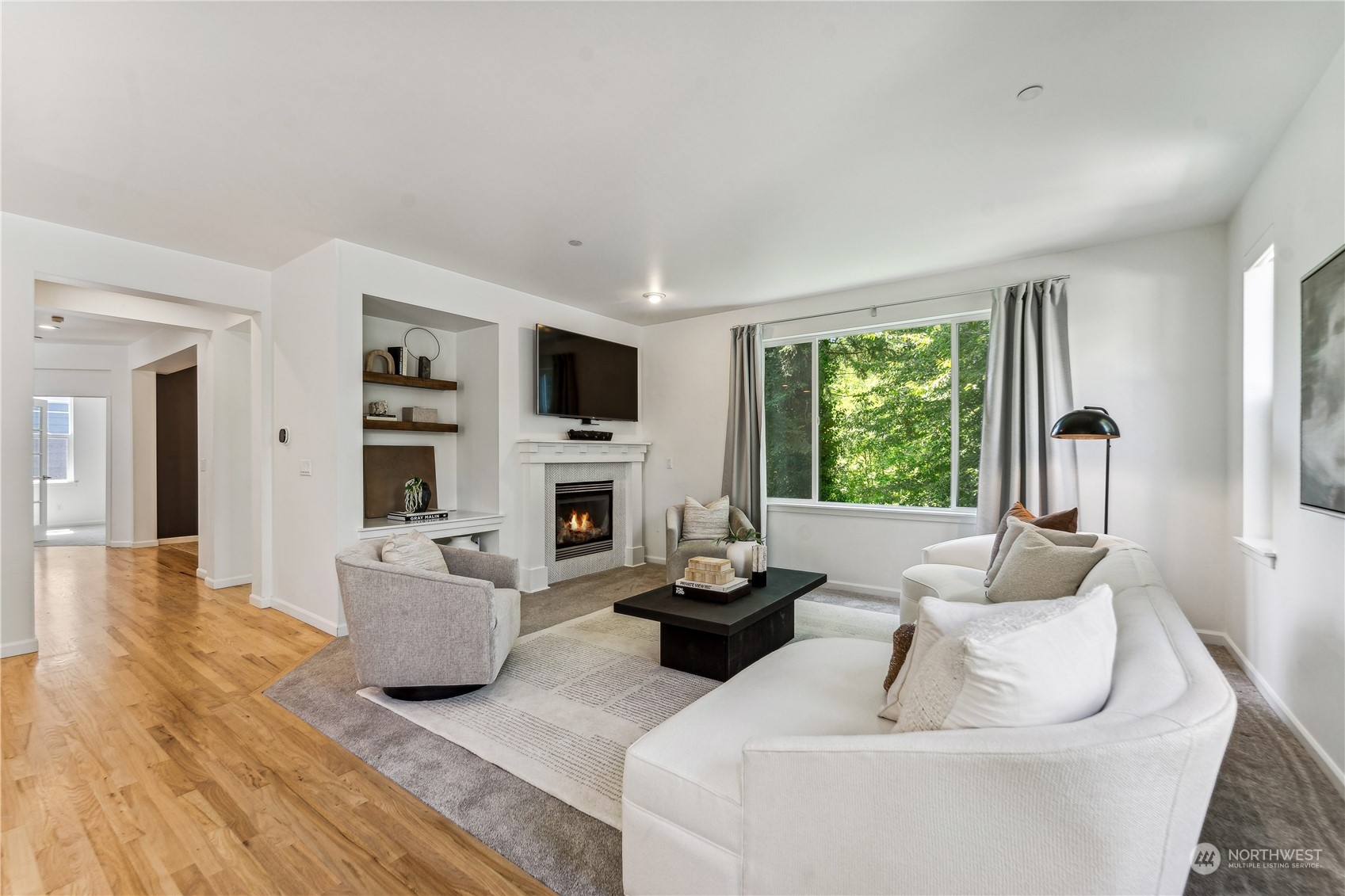 2121 Kennewick Place Northeast Renton, WA 98056 - Photo 4 of 40 Gallery Image 4