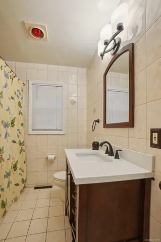 $575,000 | 35 Andre Avenue, Tappan, NY 10983