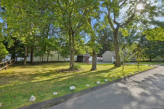 $575,000 | 35 Andre Avenue, Tappan, NY 10983