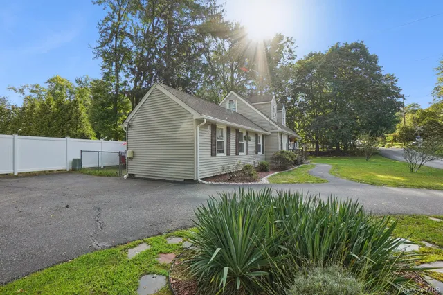 $575,000 | 35 Andre Avenue, Tappan, NY 10983