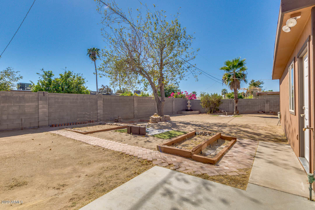 2249 East Marilyn Road Phoenix, AZ 85022 - Photo 31 of 33 32-Marilyn