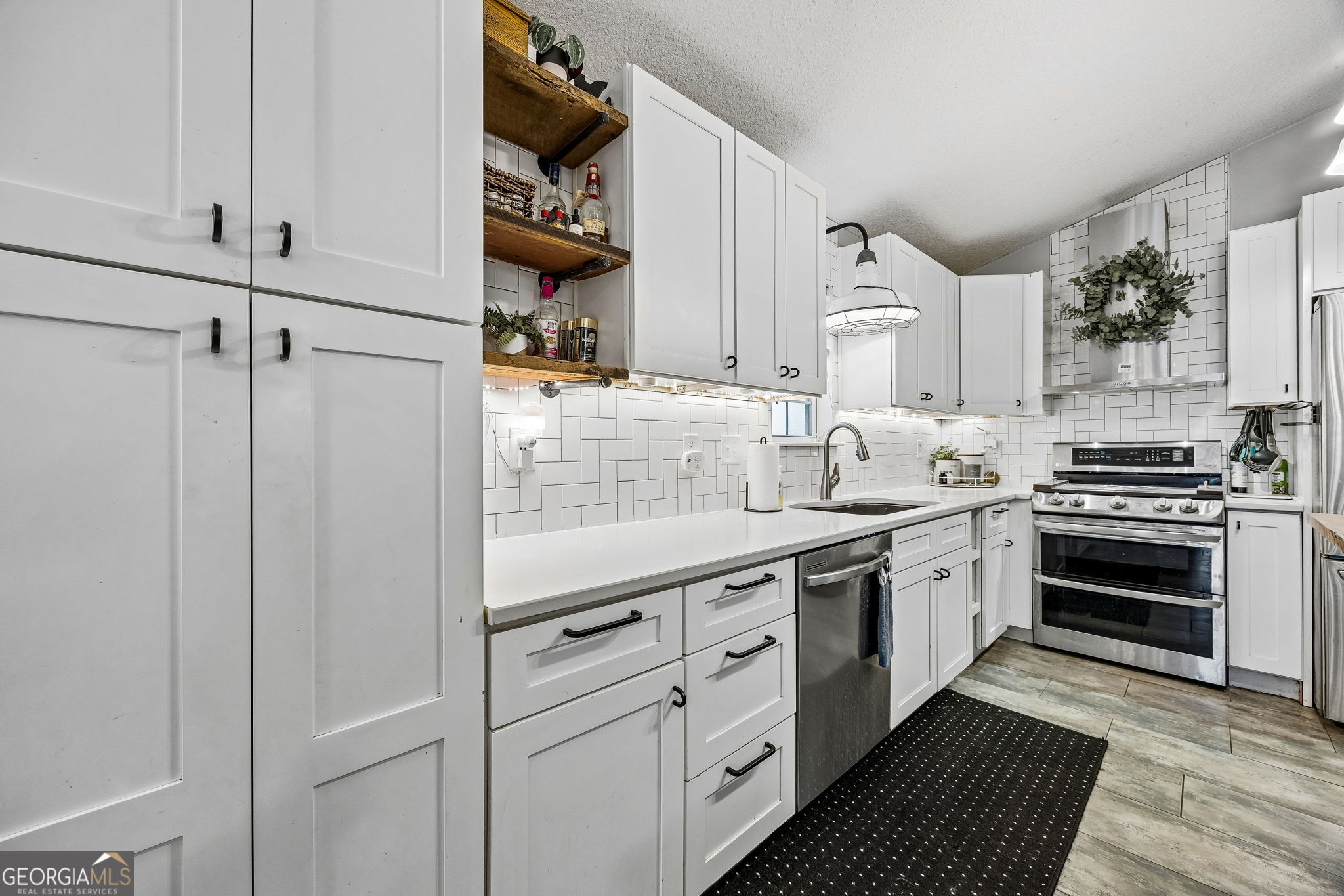 116 Honeysuckle Road Kingsland, GA 31548 - Photo 13 of 36