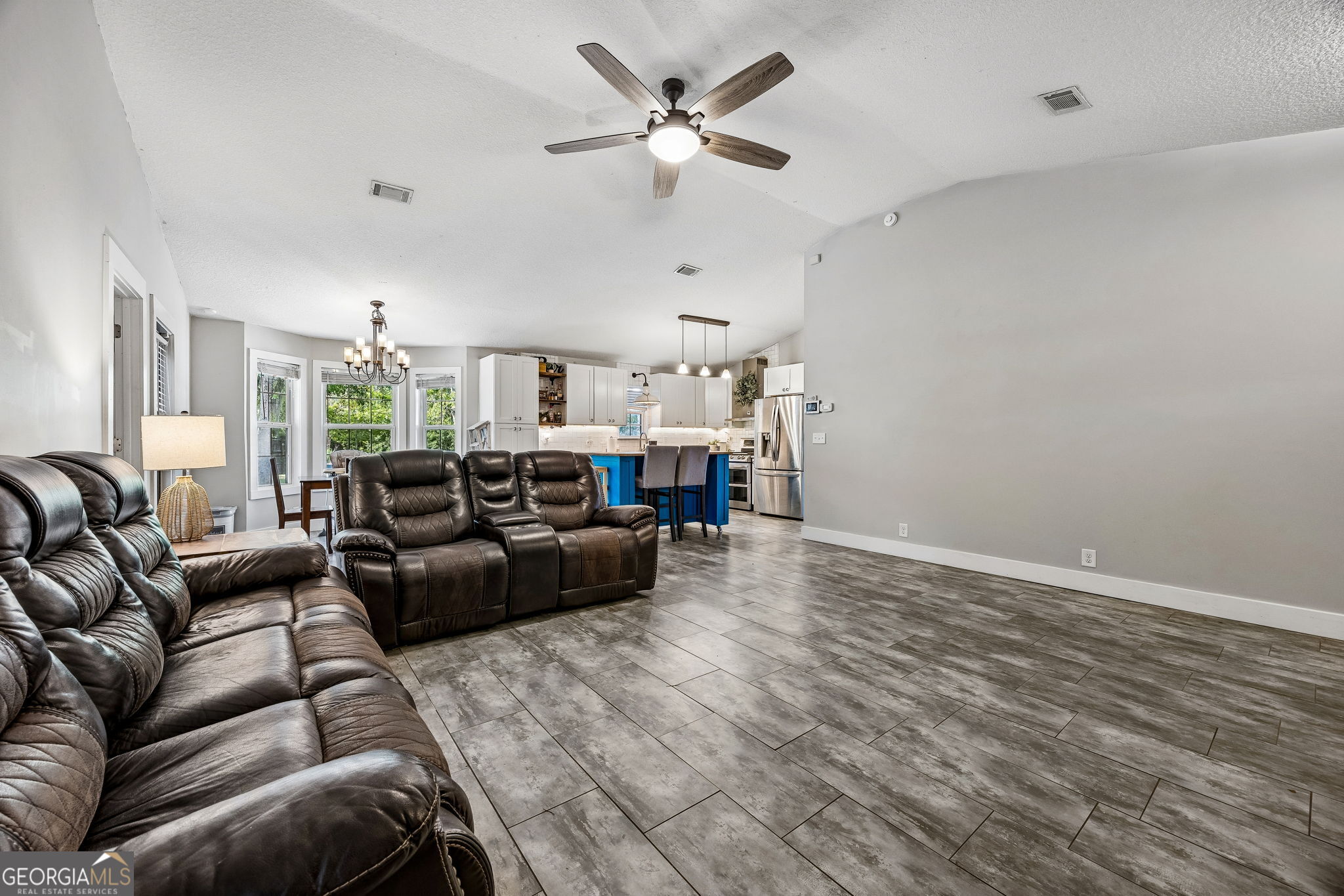 116 Honeysuckle Road Kingsland, GA 31548 - Photo 8 of 36