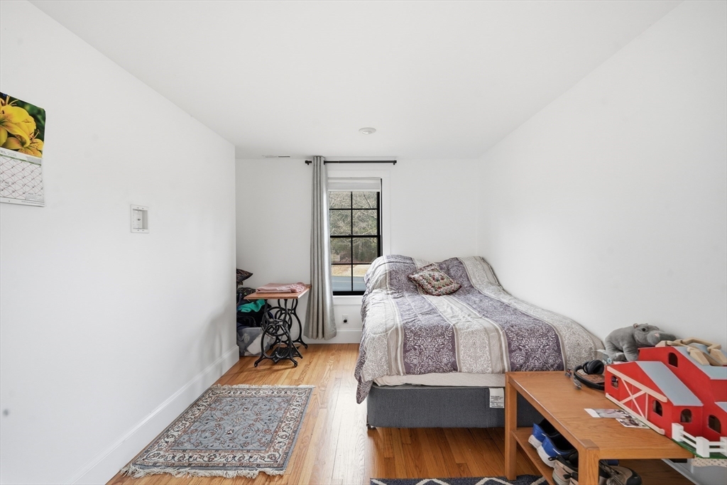 54 Huntington Road Hadley, MA 01035 - Photo 16 of 38