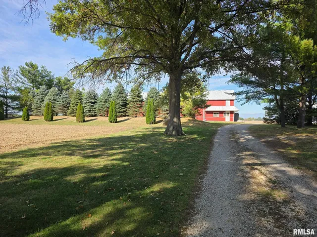 $379,900 | 1139 East Guth Road, Washington, IL 61571