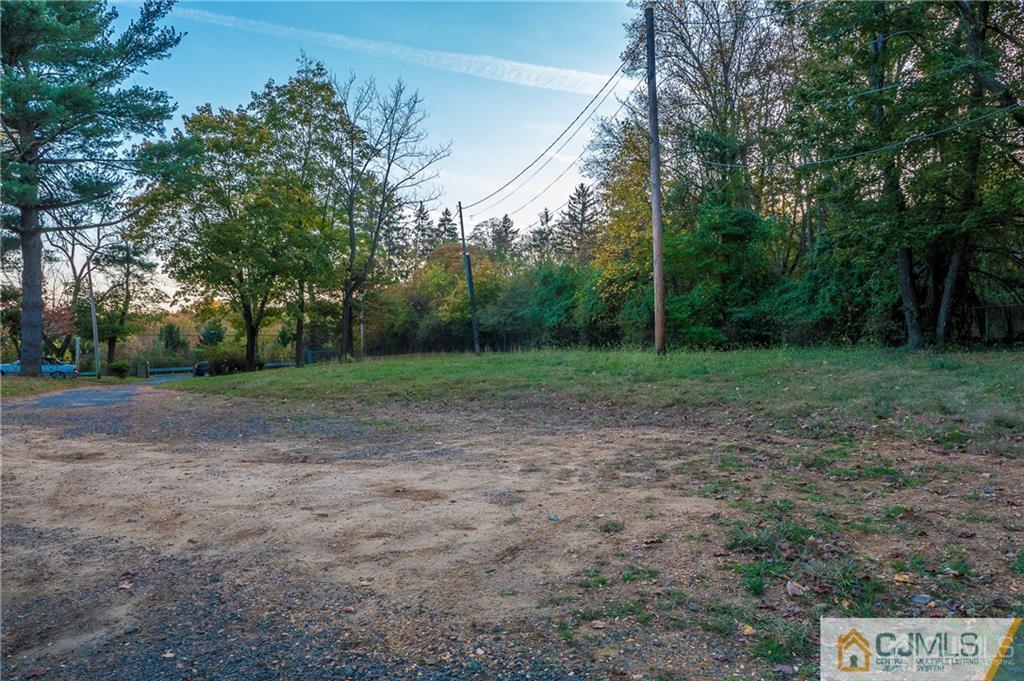 302 Schoolhouse Road, Unit B Monroe Township, NJ 08831 - Photo 7 of 8 a view of a park
