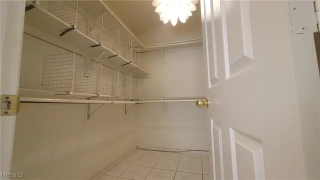 $2,000 | 2632 Ironside Drive, Las Vegas, NV 89108