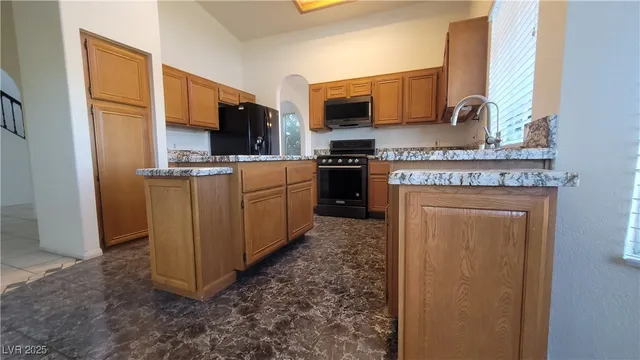 $2,000 | 2632 Ironside Drive, Las Vegas, NV 89108