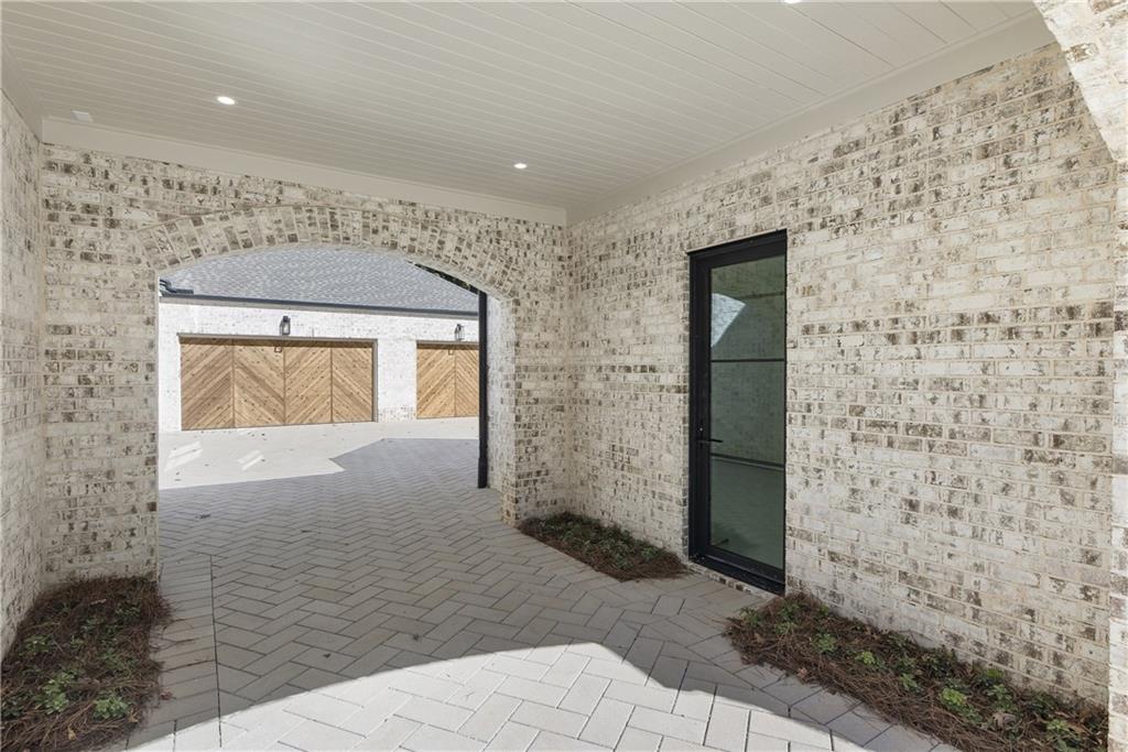 141 N Trace Alpharetta, GA 30009 - Photo 70 of 92