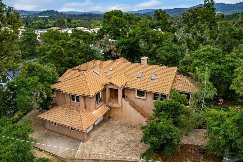5982 Violeta Avenue Atascadero, CA 93422 - Photo 30 of 75 an aerial view of a house