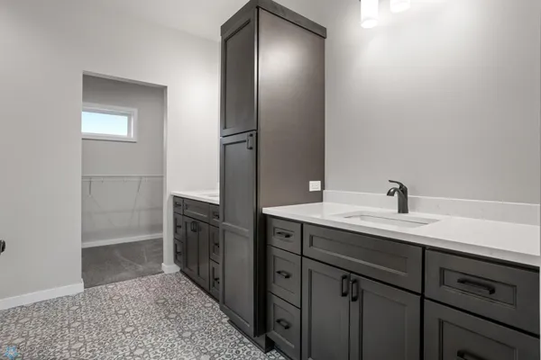 $399,000 | 216 Laverne Lane, Colfax, ND 58018