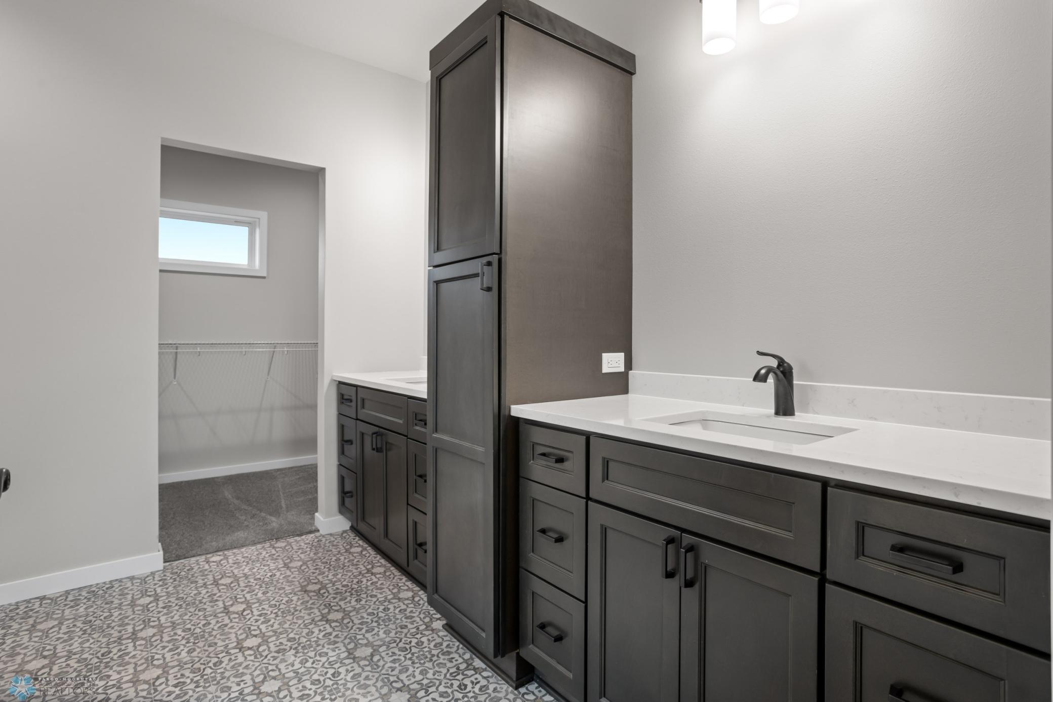 216 Laverne Lane Colfax, ND 58018 - Photo 6 of 35