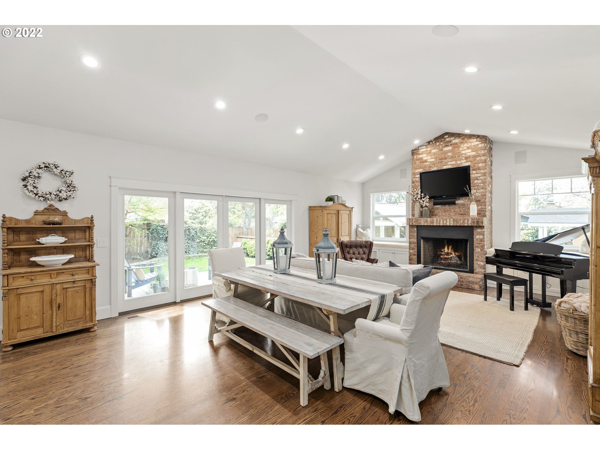 5175 Firwood Road Lake Oswego, OR 97035 - Photo 11 of 31 Gallery Image 11
