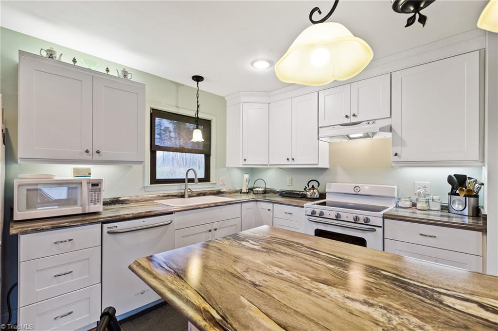 3140 Williston Road Walkertown, NC 27051 - Photo 6 of 26 Gallery Image 6
