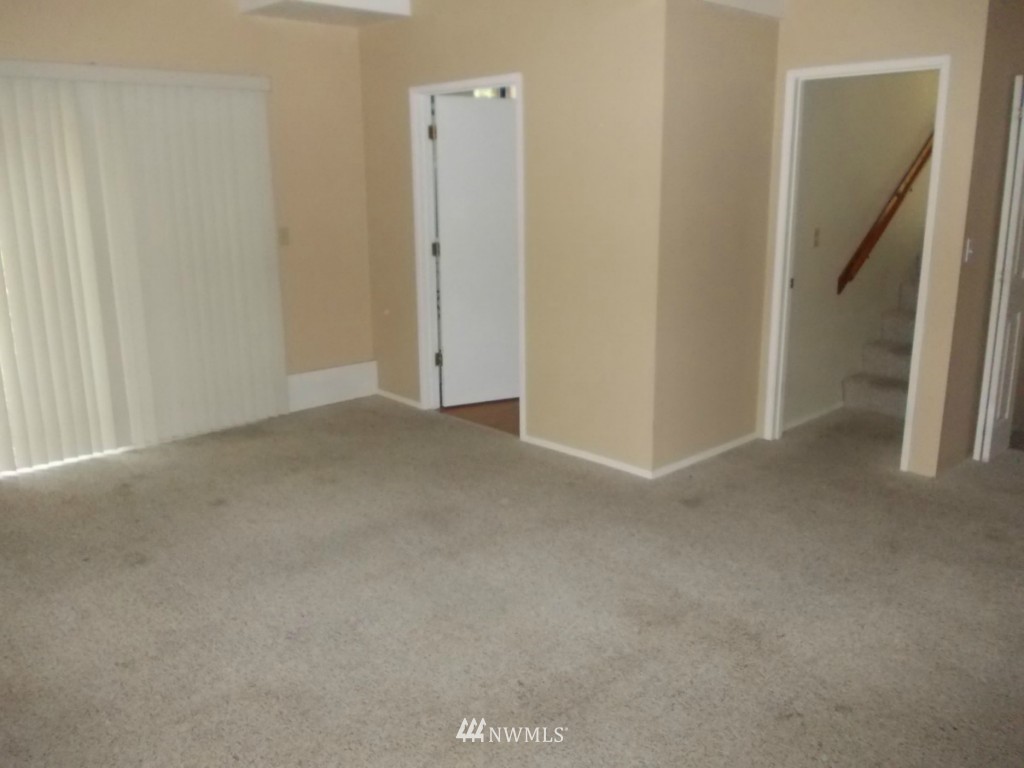 14707 60th Place West Edmonds, WA 98026 - Photo 4 of 14