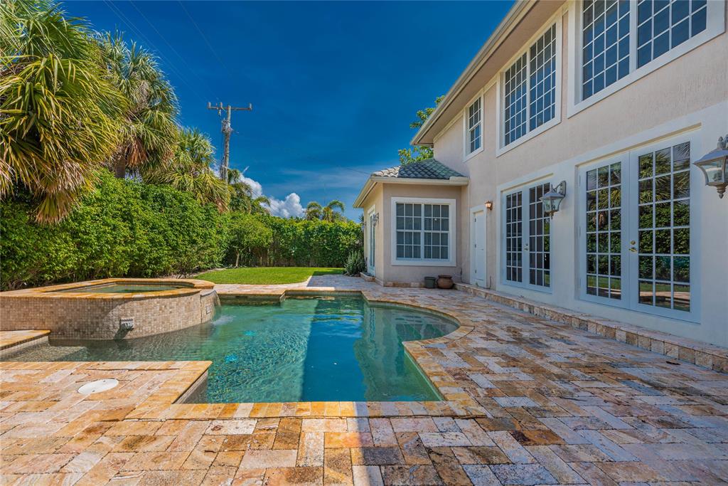 2999 Banyan Road Boca Raton, FL 33432 - Photo 36 of 38 a view of swimming pool with lounge chair