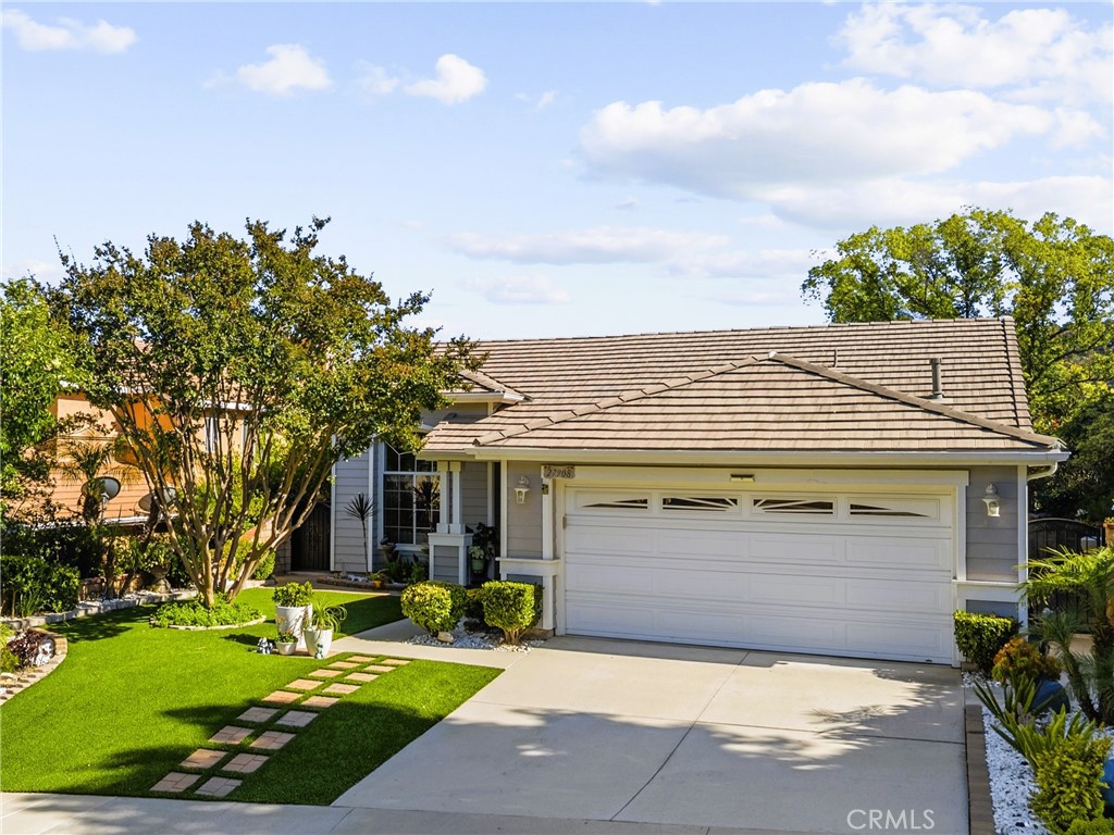 27908 Rainier Road Castaic, CA 91384 - Photo 4 of 41