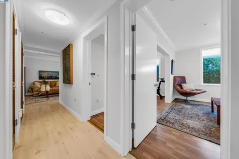 $549,000 | 400 Wayne Avenue, Unit 1, Oakland, CA 94606