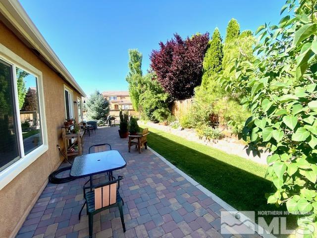 2090 Lonesome Reno, NV 89521 - Photo 6 of 33 Photo 6